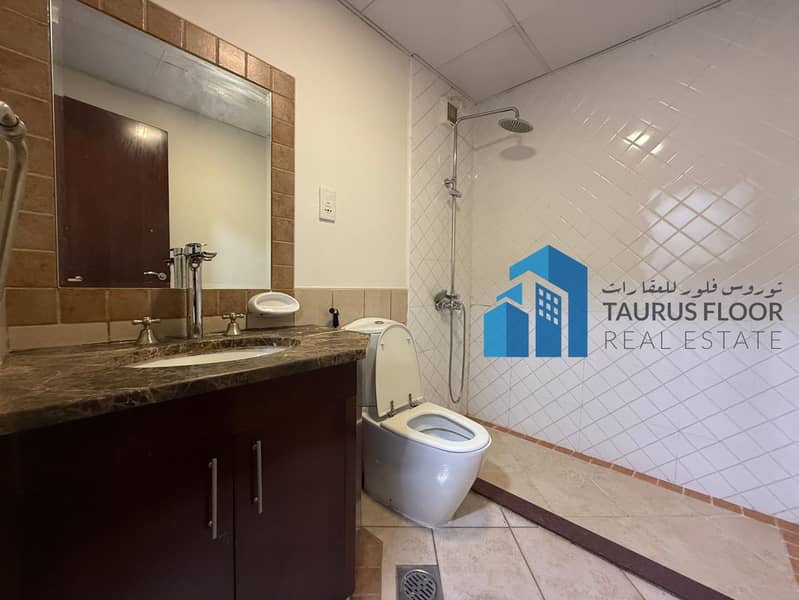 Elegant 3BR | Spacious | Scenic Views