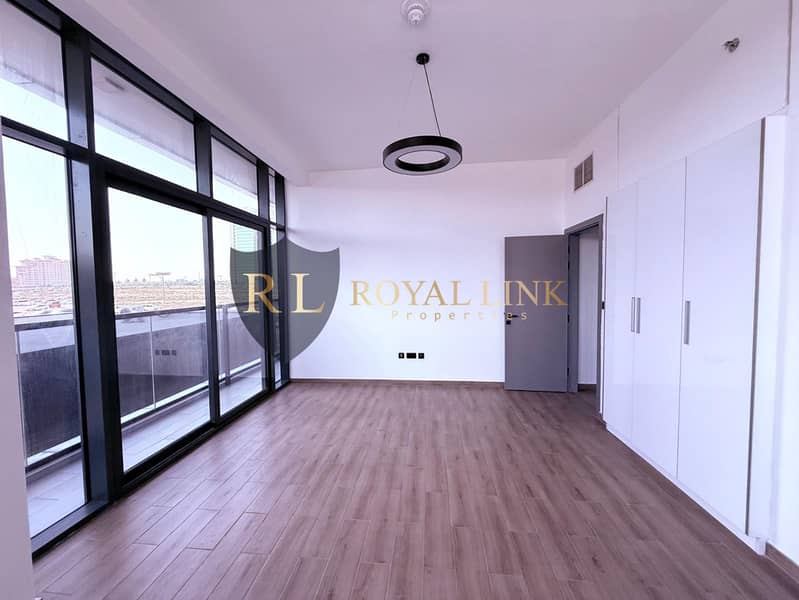 Multiple Cheques | Spacious Layout | Vacant in Jan