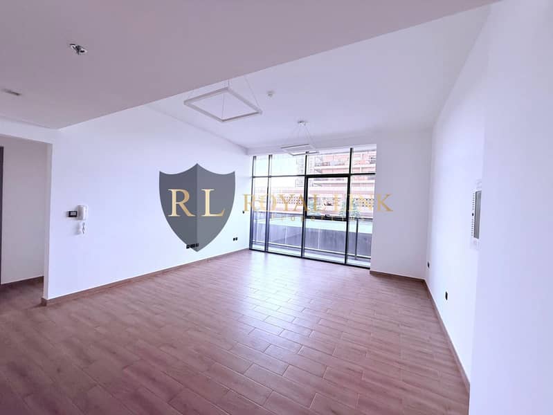 Multiple Cheques | Spacious Layout | Vacant in Jan - Image 6