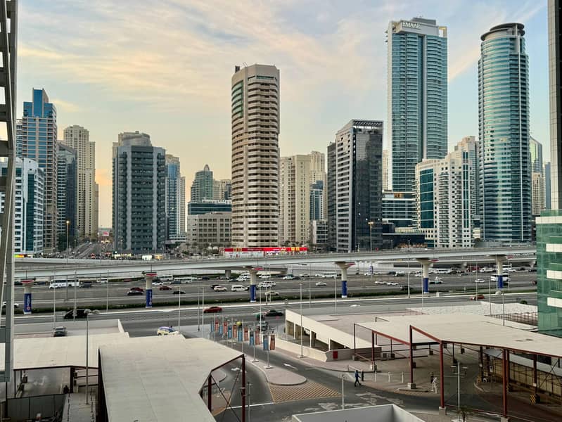 VACANT |LAKE AND POOL VIEW| SOON TO BE UPGRADED