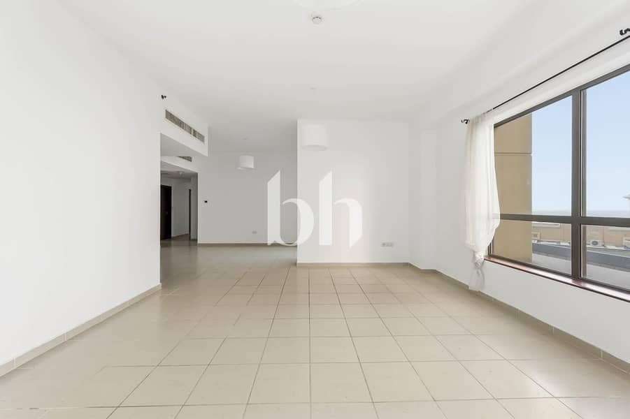 Spacious | 3 Bedroom Apartment | Unfurnished