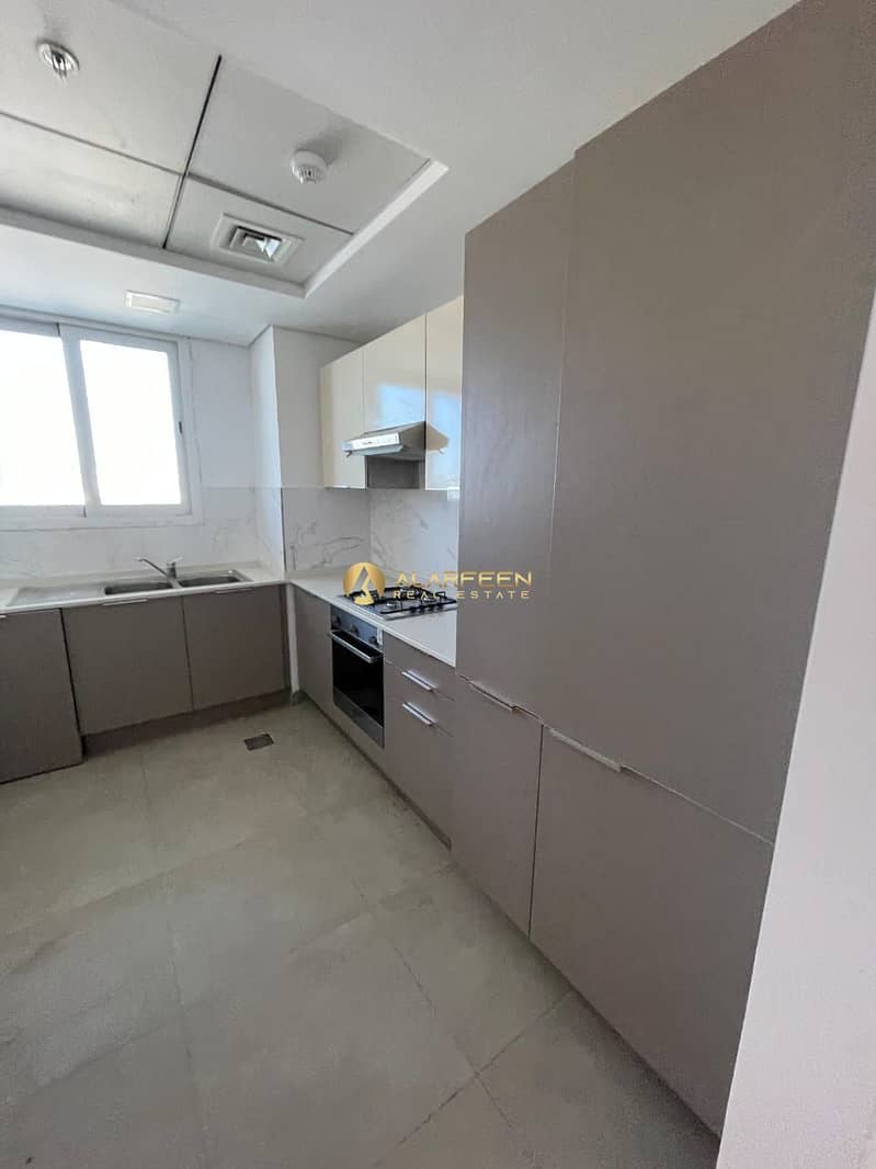 2BHk Apartment | Huge Layout | Prime Location - Image 12