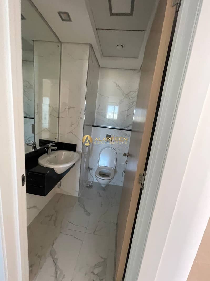 2BHk Apartment | Huge Layout | Prime Location - Image 16