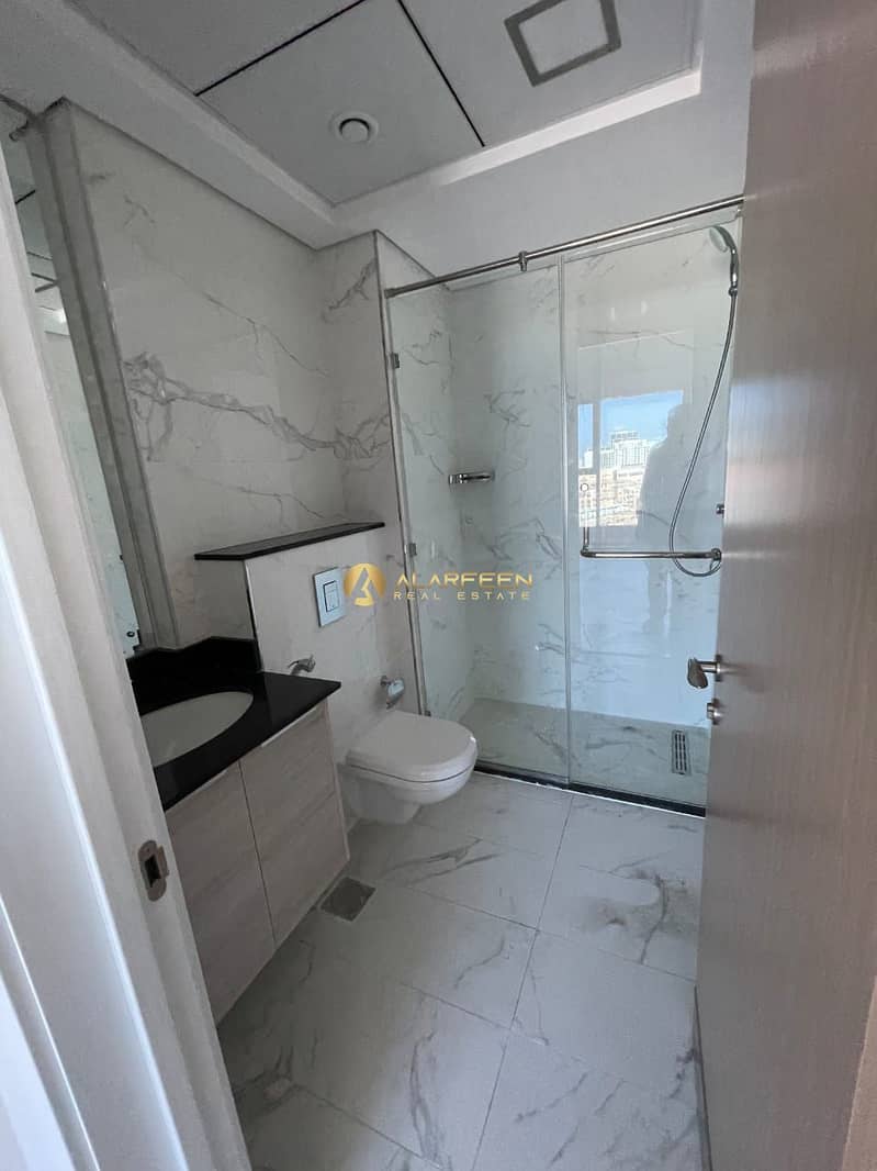 2BHk Apartment | Huge Layout | Prime Location - Image 17