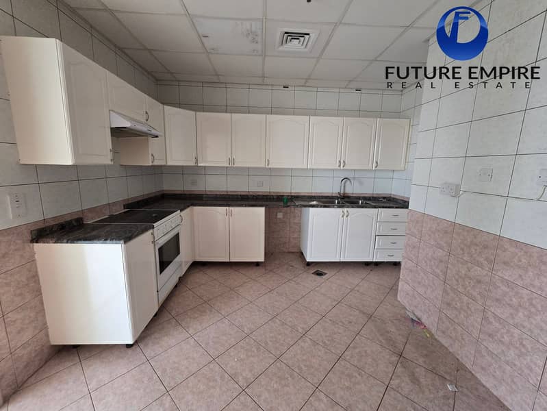 Chiller Free. Huge 3Bhk. Maid Room. Gym Pool Kids Play Area