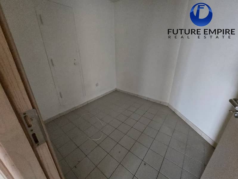 Chiller Free. Huge 3Bhk. Maid Room. Gym Pool Kids Play Area