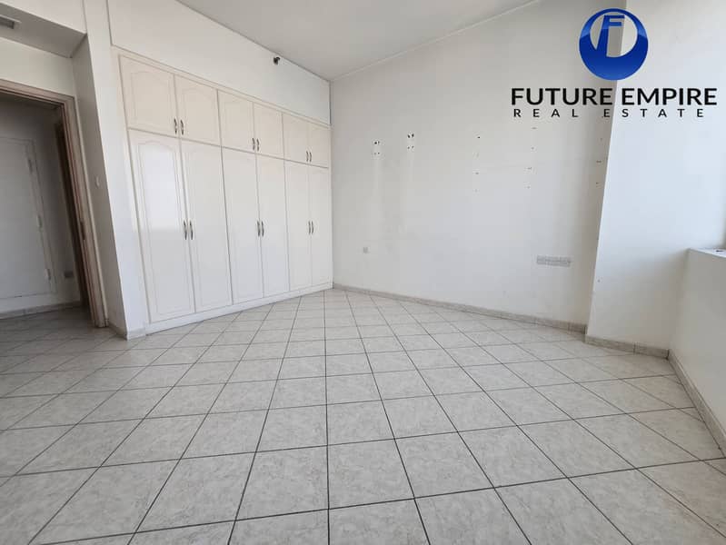 Chiller Free. Huge 3Bhk. Maid Room. Gym Pool Kids Play Area - Image 9