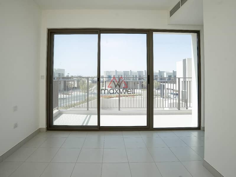 Brand New | Modern 2-Bedroom Villa | Parkside