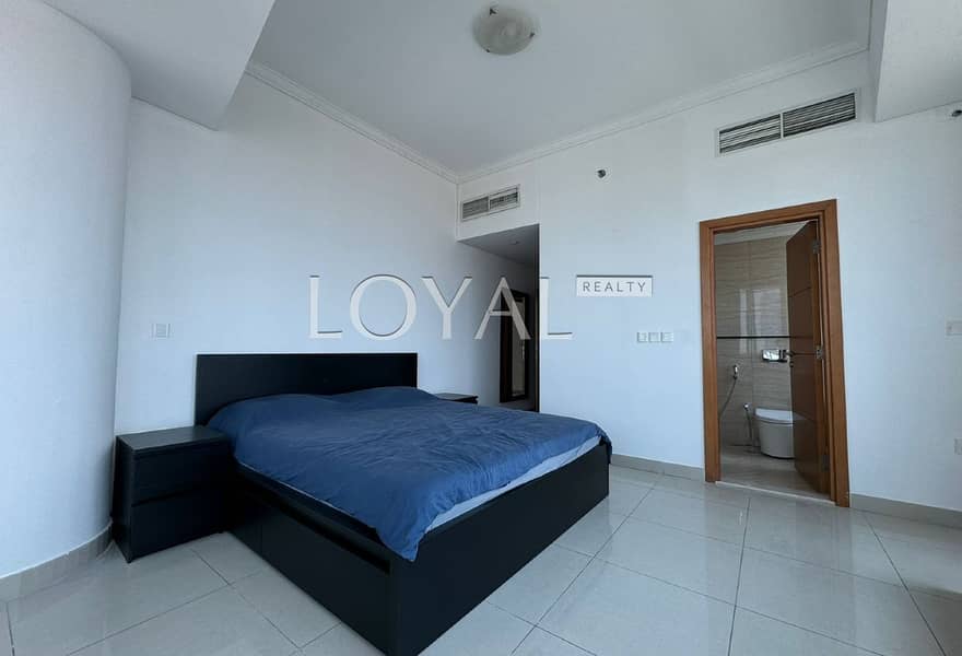 READY TO MOVE l HIGH FLOOR l WELL MAINTAINED