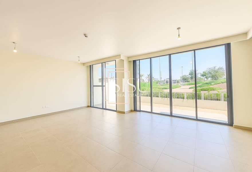 Exclusive | Upgraded | Golf Facing