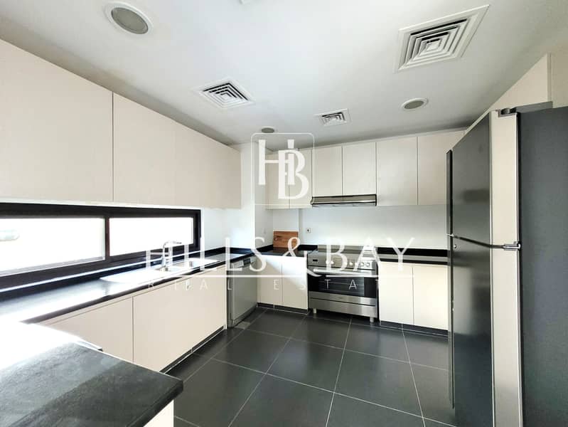 Family-Favorite Villa | Furnished | End Unit - Image 8