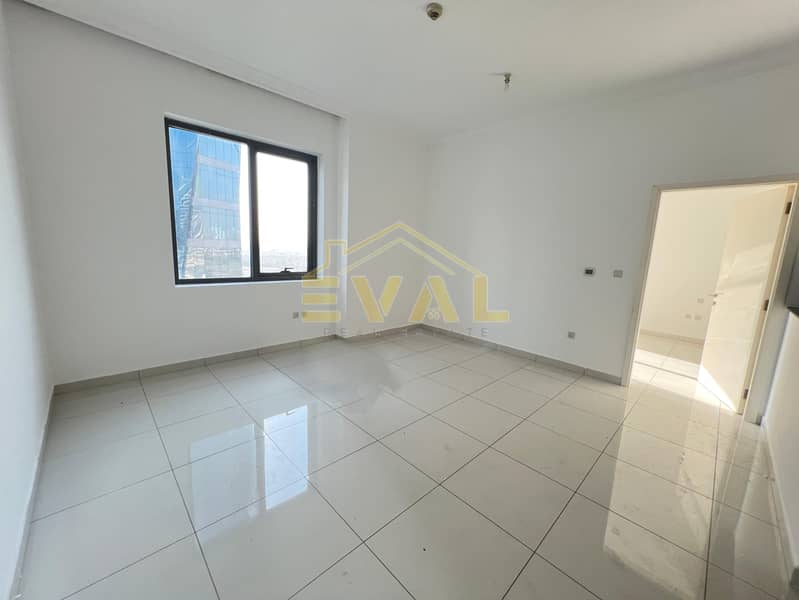 Vacant | Unfurnished | Balcony | Prime Location - Image 6