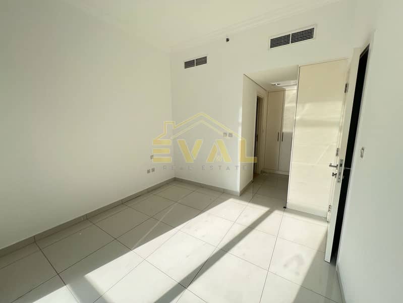 Vacant | Unfurnished | Balcony | Prime Location - Image 10