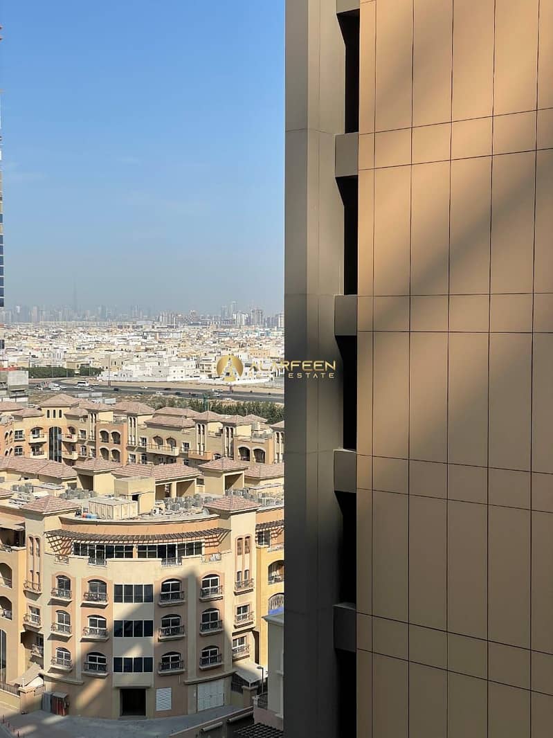 Community View | Prime Location | Spacious Unit - Image 13