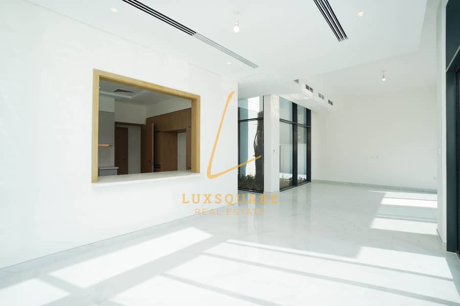 Standalone Villa I Spacious 4 BR I Ready to Move