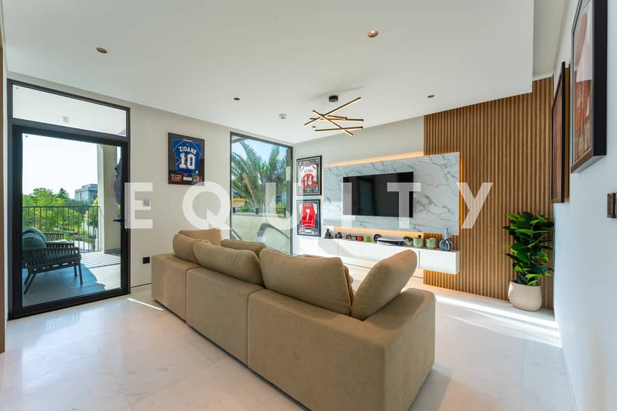 Vacant | 10m Pool | Upgraded | Single Row - Image 10