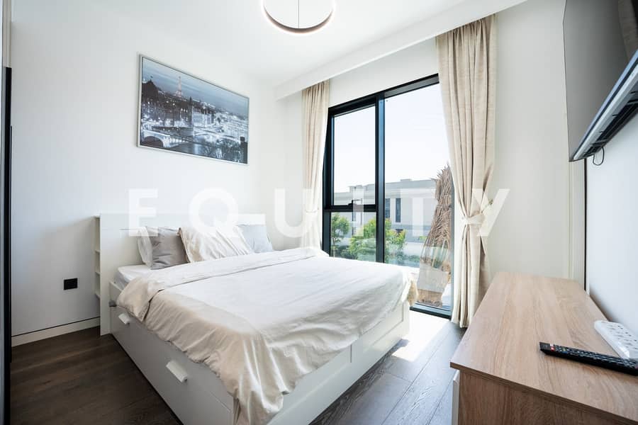 Vacant | 10m Pool | Upgraded | Single Row - Image 19