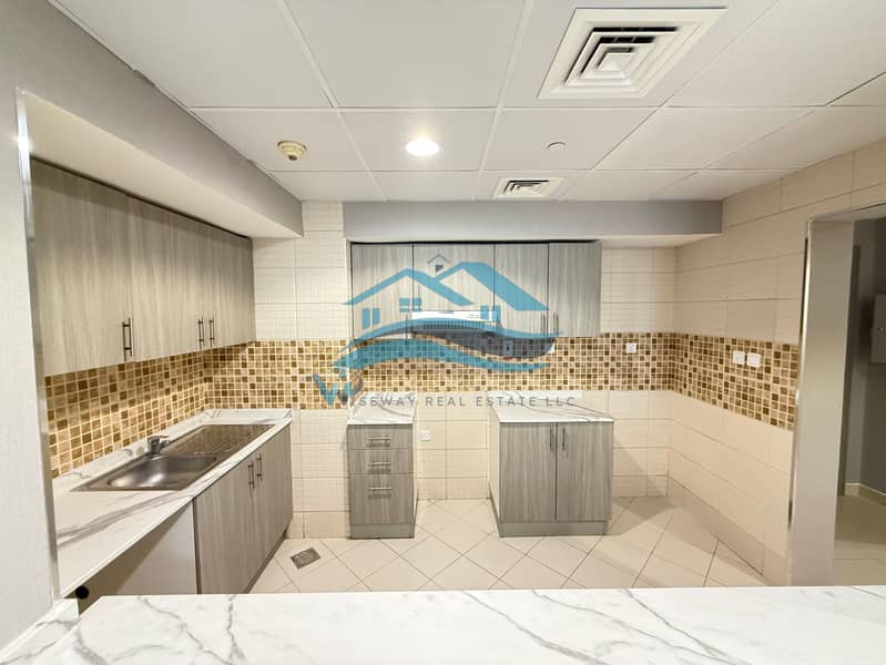 SPACIOUS | FREEHOLD | LAUNDRY ROOM | VACANT NOTICE SERVED - Image 13