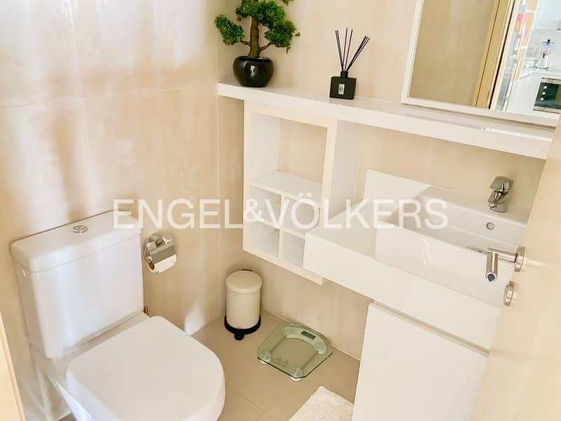 Stunning Sea View | Furnished | Prime Location - Image 20