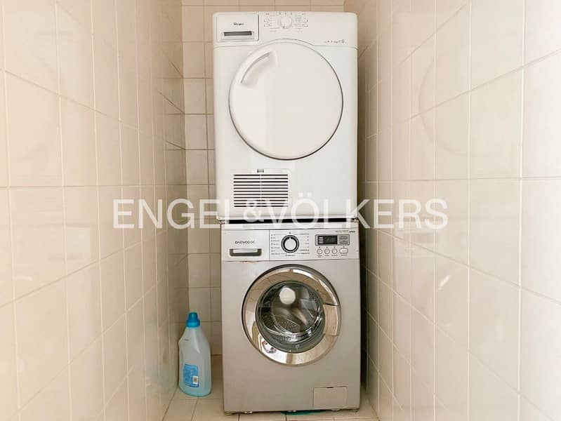 Stunning Sea View | Furnished | Prime Location - Image 27