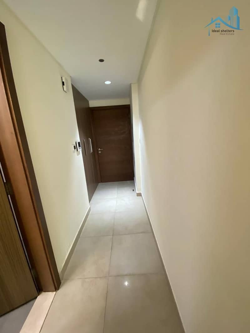 Fully furnished studio Chiller free ready to move In