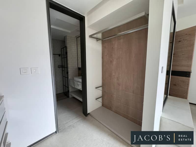 Very Spacious | Luxurious | Prime Location - Image 15