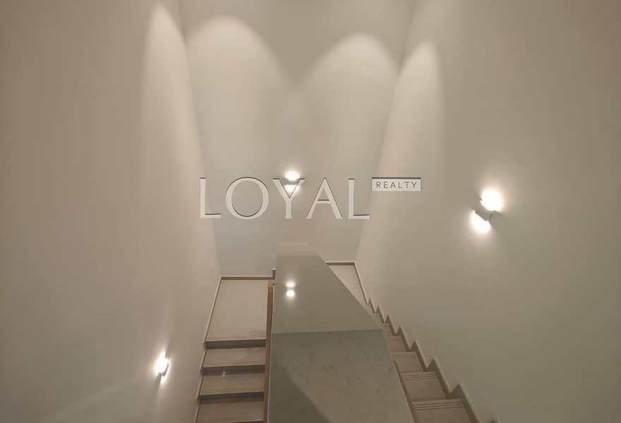 G+1 | Biggest Plot | On the Park