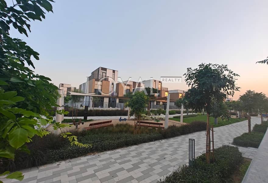 G+1 | Biggest Plot | On the Park - Image 11