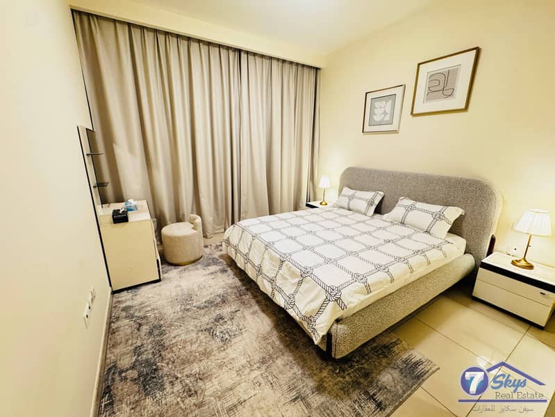 Fully Furnished I Prime Location I Vacant