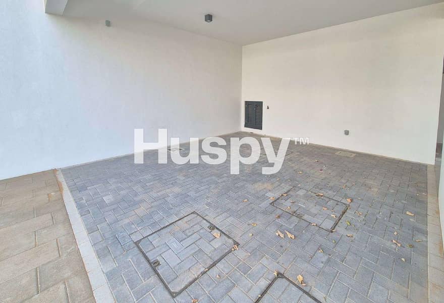 Skylight | Single Row | Vacant Now - Image 17