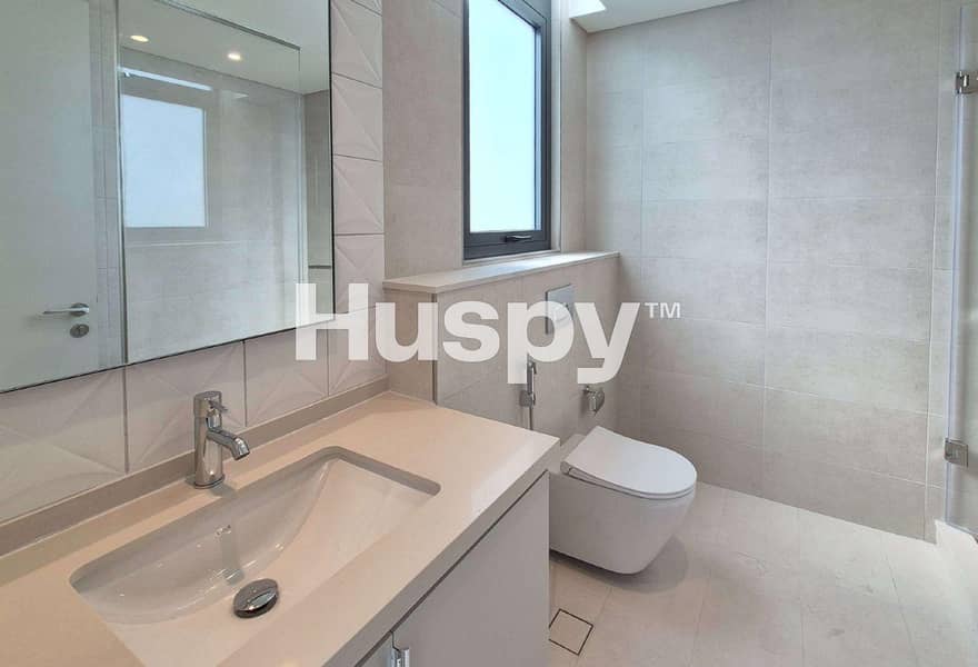 Skylight | Single Row | Vacant Now - Image 21