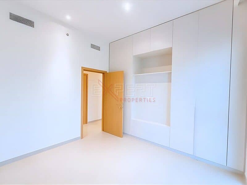 Park & Community Views | Open Layout | Modern Design