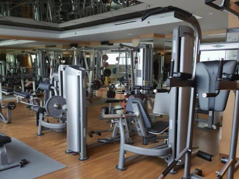 Park & Community Views | Open Layout | Modern Design - Image 9