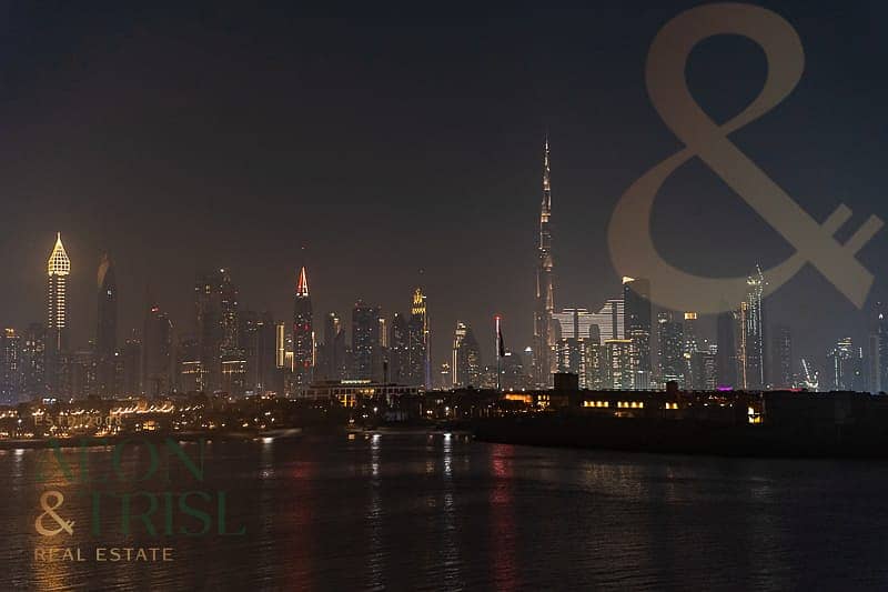 Rare beachfront villa l Jumeirah l Upgraded