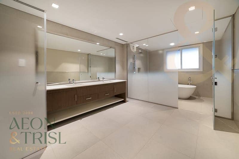 Rare beachfront villa l Jumeirah l Upgraded - Image 17