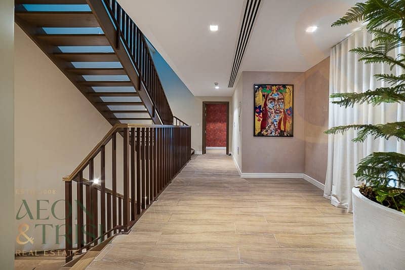 Rare beachfront villa l Jumeirah l Upgraded - Image 19