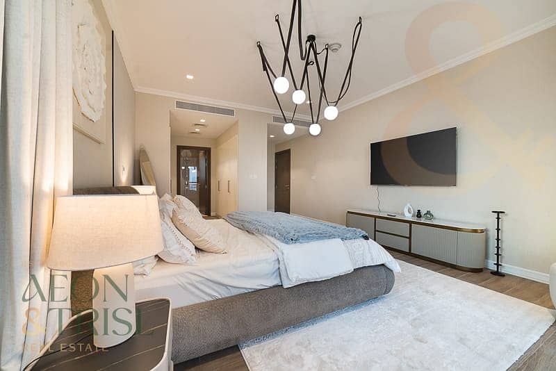 Rare beachfront villa l Jumeirah l Upgraded - Image 20