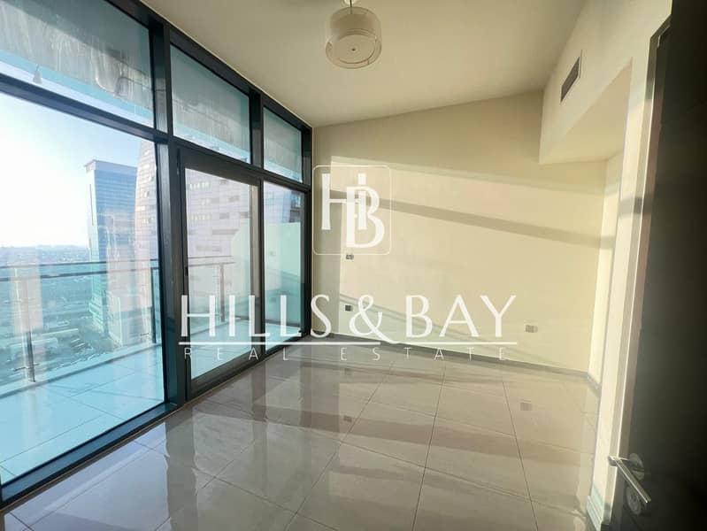 HIGH FLOOR I DUBAI SKYCRAPER VIEW I VACANT