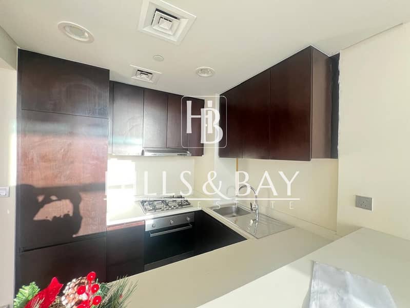 HIGH FLOOR I DUBAI SKYCRAPER VIEW I VACANT - Image 7