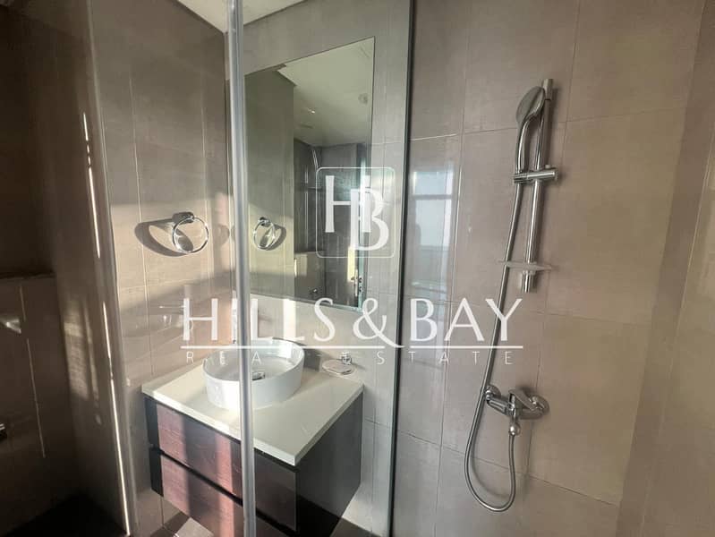 HIGH FLOOR I DUBAI SKYCRAPER VIEW I VACANT - Image 14