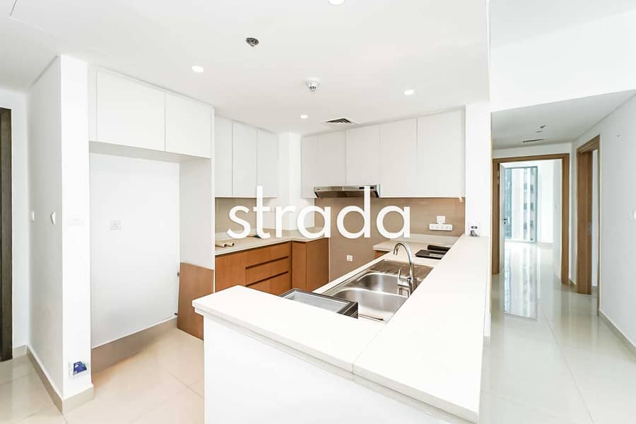 Creek Marina View | Semi Closed Kitchen | Vacant - Image 7