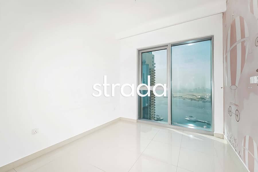 Creek Marina View | Semi Closed Kitchen | Vacant - Image 12