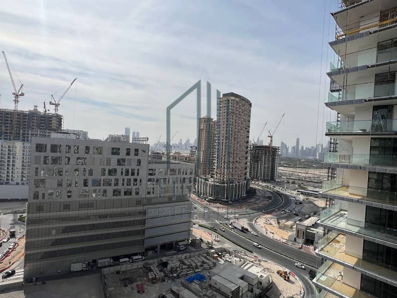 Prime Location -2 BED Ready To Move- distress deal - Image 10