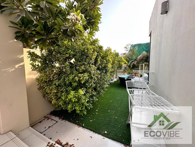 Fullyfurnished 4-Bedroom Villa in Quiet Residential Area