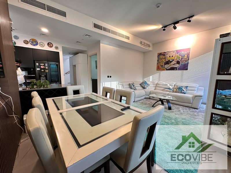 Fullyfurnished 4-Bedroom Villa in Quiet Residential Area - Image 11