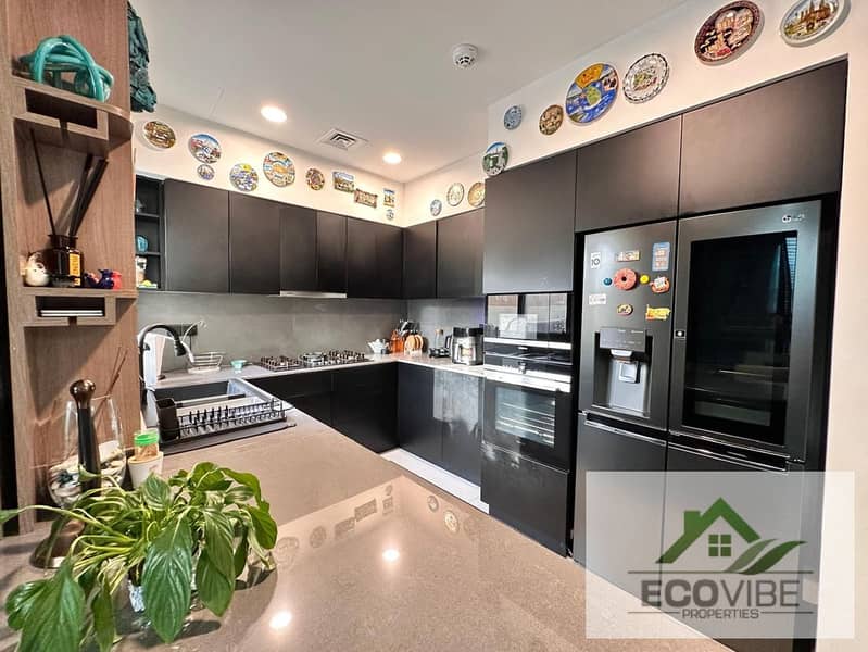 Fullyfurnished 4-Bedroom Villa in Quiet Residential Area - Image 14