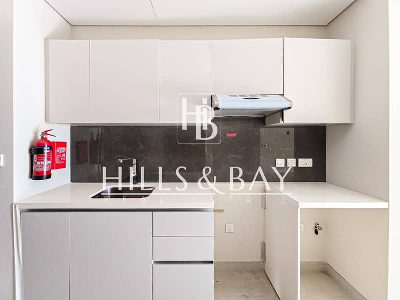 Studio | Unfurnished | Community View | Balcony