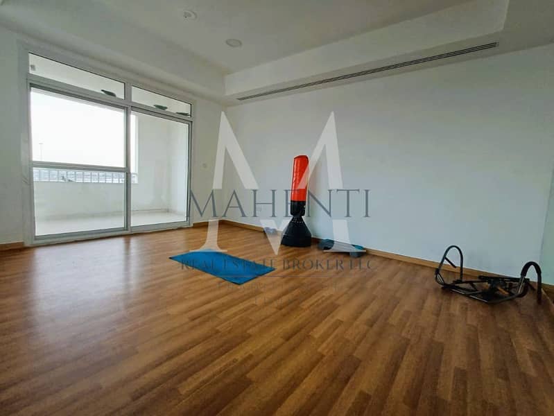 Spacious | ONE BEDROOM | Bright Layout Big Size Unit Park Facing - Image 8