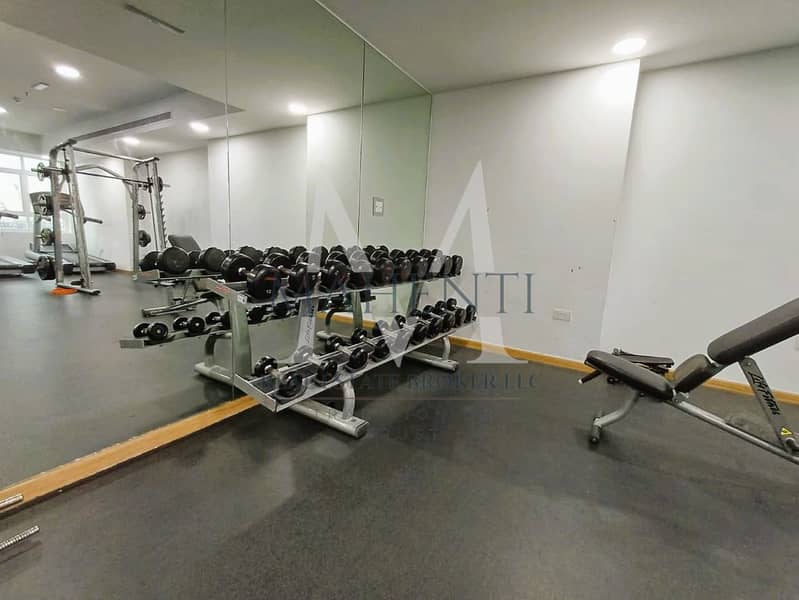 Spacious | ONE BEDROOM | Bright Layout Big Size Unit Park Facing - Image 9