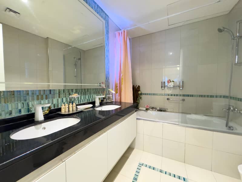 WEROVA - Luxury 1BR with Stunning Marina Views | Fully Furnishes - Image 6